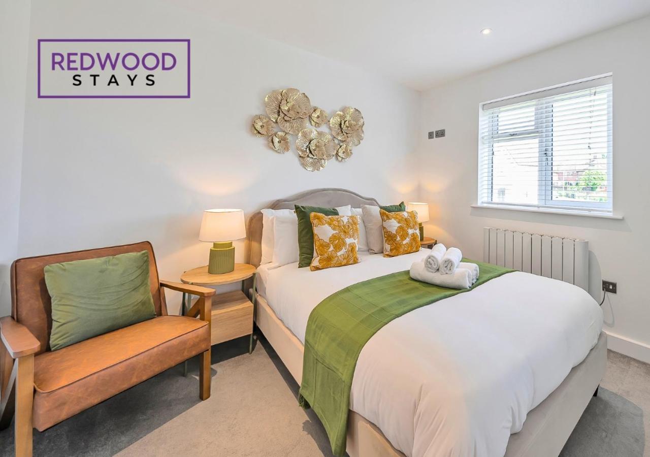 Modern Serviced Apartments For Contractors & Families With Free Parking, Wifi & Netflix By Redwood Stays Basingstoke Exterior foto